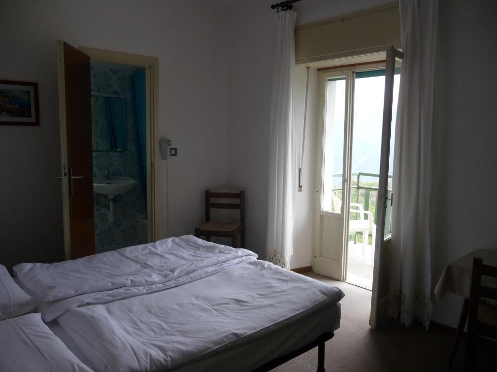Hotel Panorama Riva del Garda Rom bilde